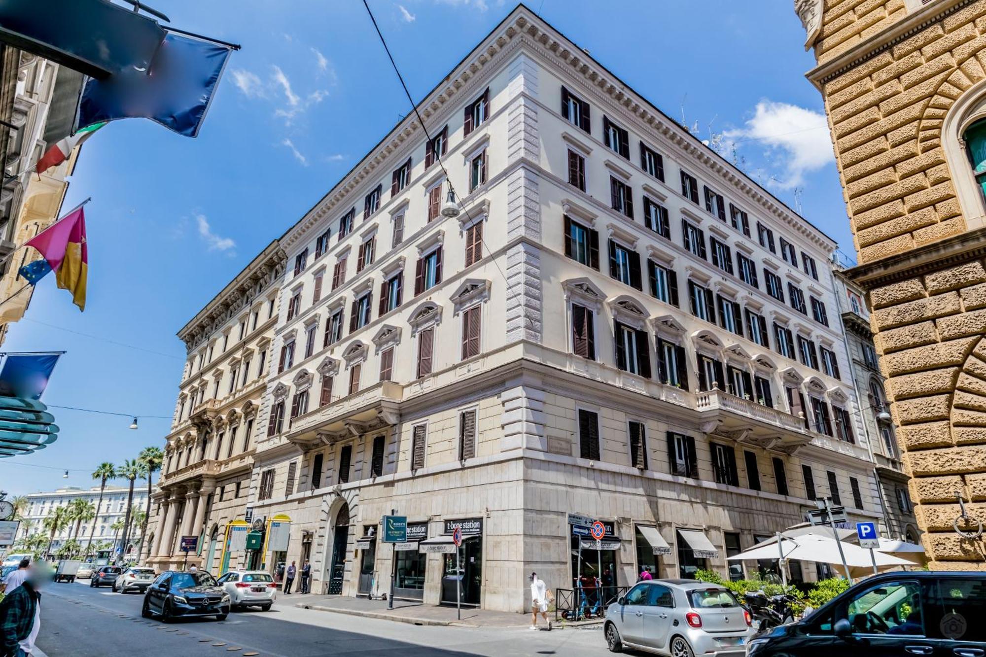 Attico Nel Cuore Di Roma Con Box Privato Per Auto מראה חיצוני תמונה